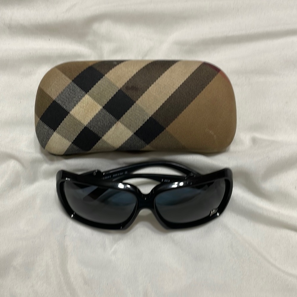 Burberry glasses